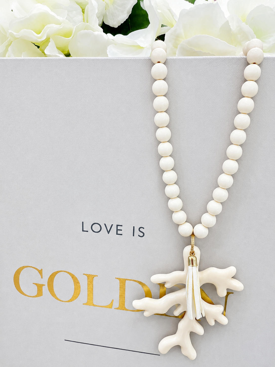 COLLAR CORAL 🪸 (CREMA)