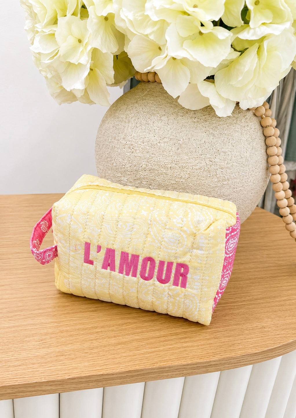 NECESER L, AMOUR ( AMARILLO)