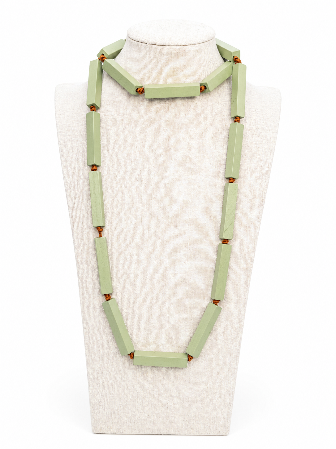 COLLAR DE MADERA