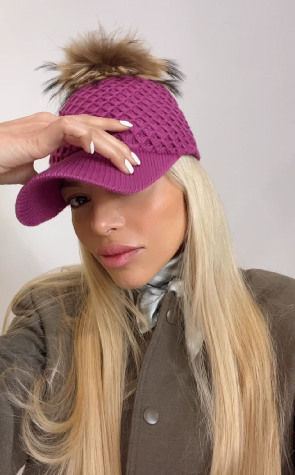 GORRA POMPÓN - MAGENTA