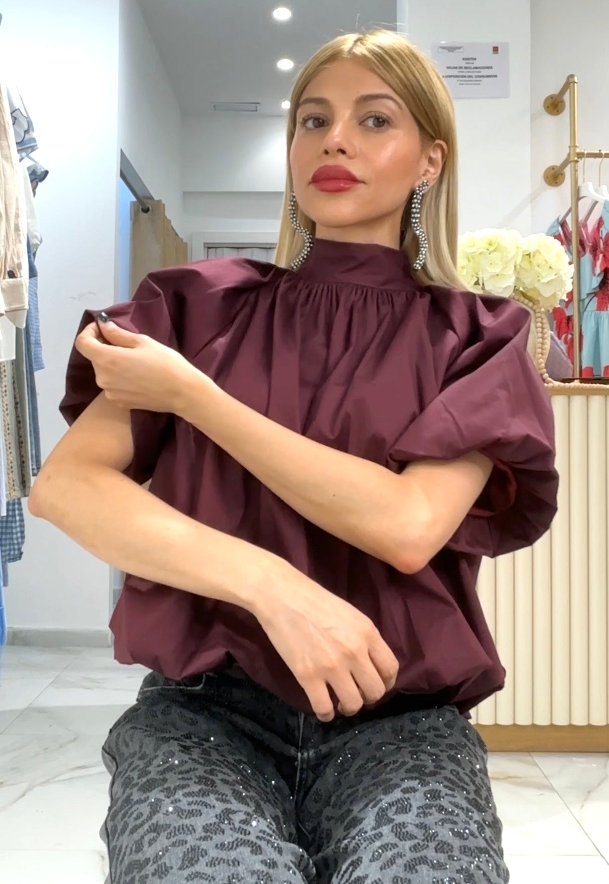 BLUSA CAPA